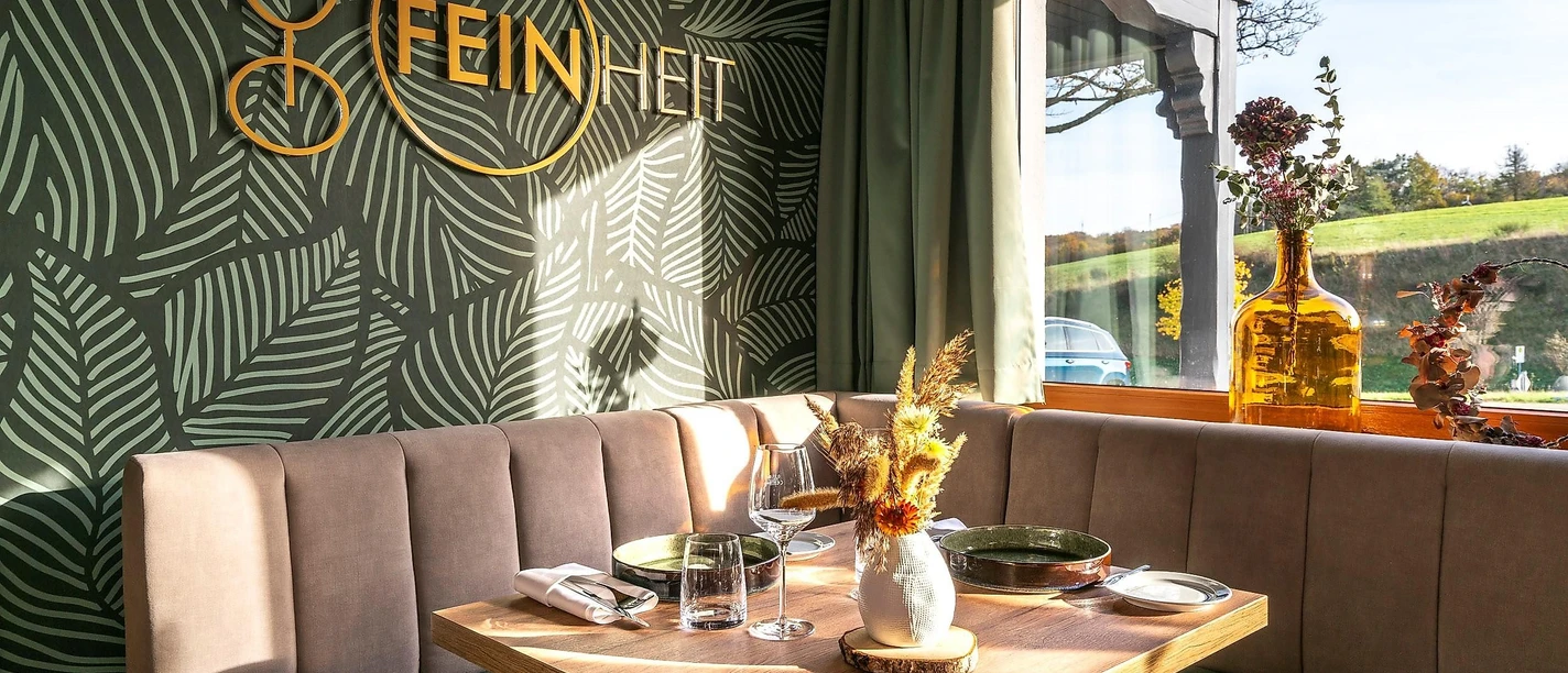 Gemütliche Sitzecke im Restaurant