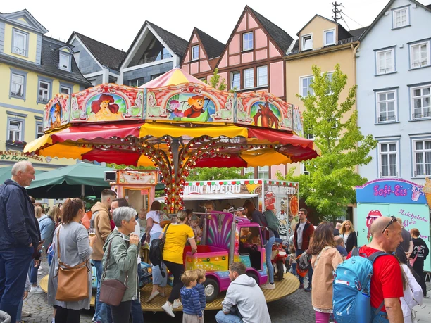 Karussell auf dem Alten Markt