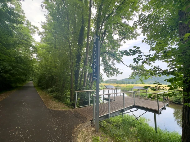 Radweg und Lahnorama zwischen Cappel und Ronhausen