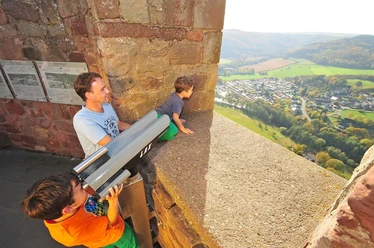 Blick von der Burg Nideggen ins Rurtal