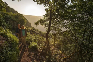 Wanderung an den Steilhängen der Traumschleife Cloefpfad