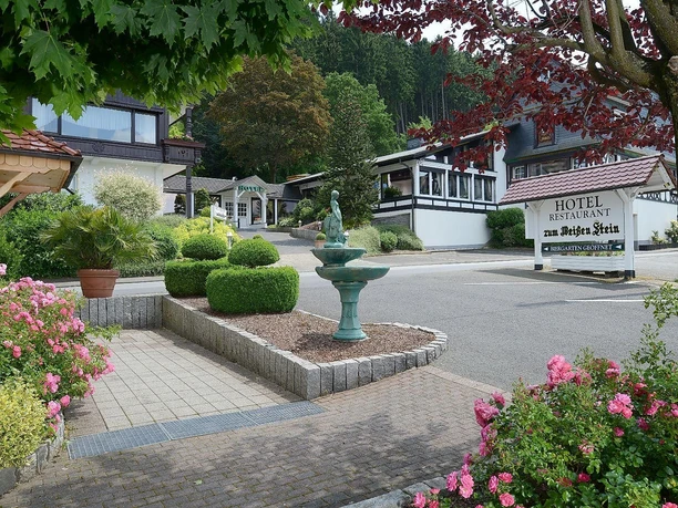 Hotel zum Weißen Stein - Außenansicht