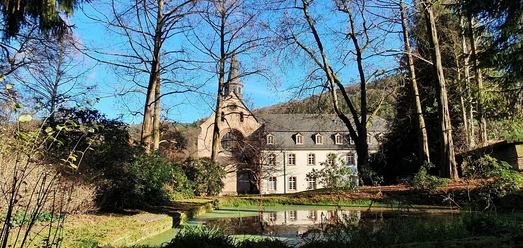 Blick auf Kloster St. Thomas