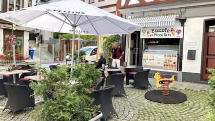 Eiscafé Piccolo - Bar und Café Incontro