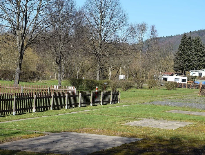 Stellplätze Campingplatz Lahnaue in Marburg