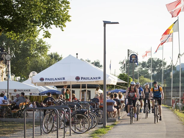 Moselufer Radweg Zurlauben