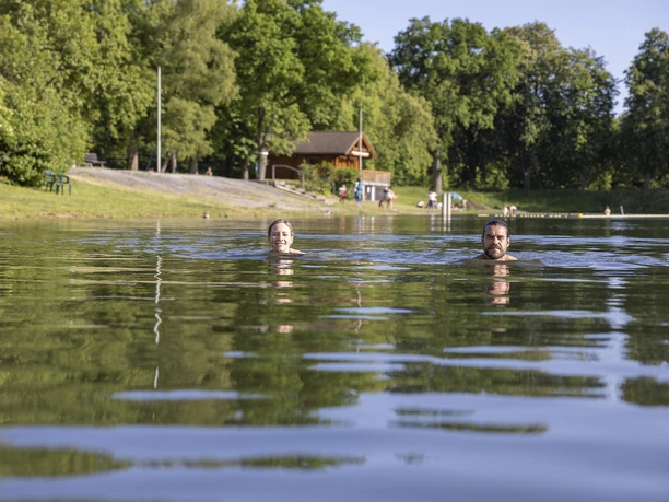 Erfrischung im klaren Wasser Erfrischung im klaren Wasser