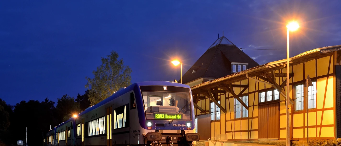 Hunsrückbahn am BH Emmelshausen