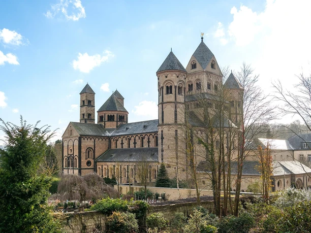 Abteikirche Maria Laach, Außenansicht