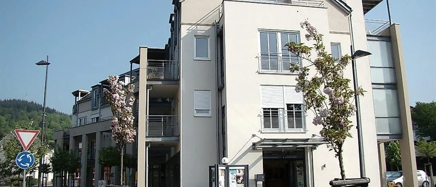 Ladestation neben der Tourist Information in Irrel