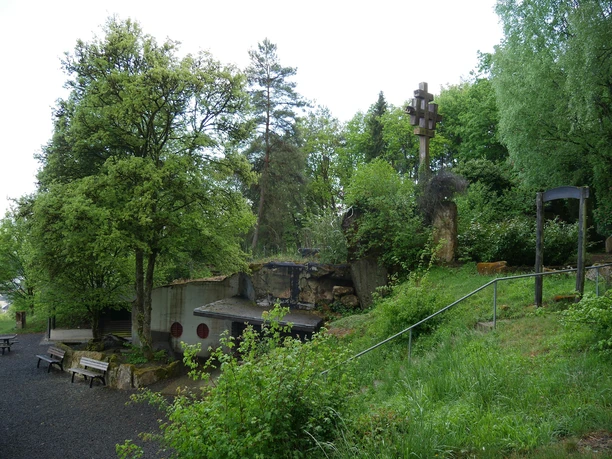 Ruinen des Panzerwerks mit Westwallmuseum in Irrel
