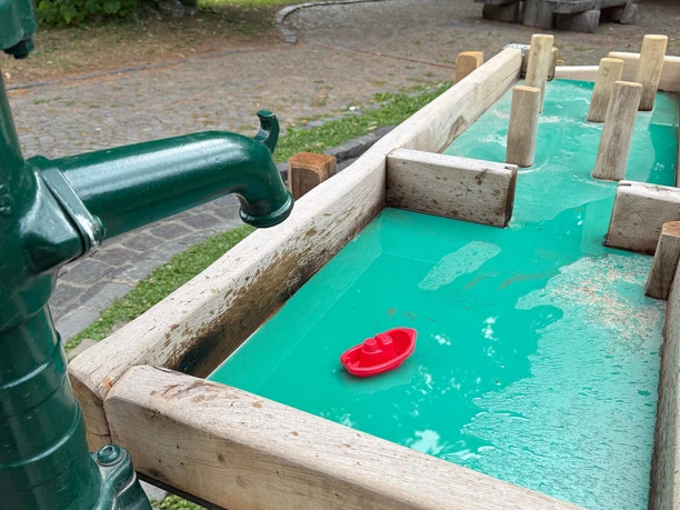 neuer Wasserspielplatz Burglahr