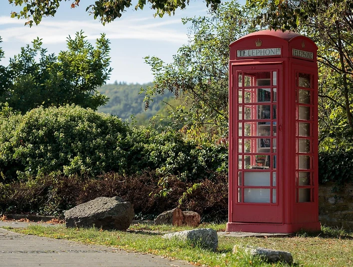 König-Konrad-Platz Bücher