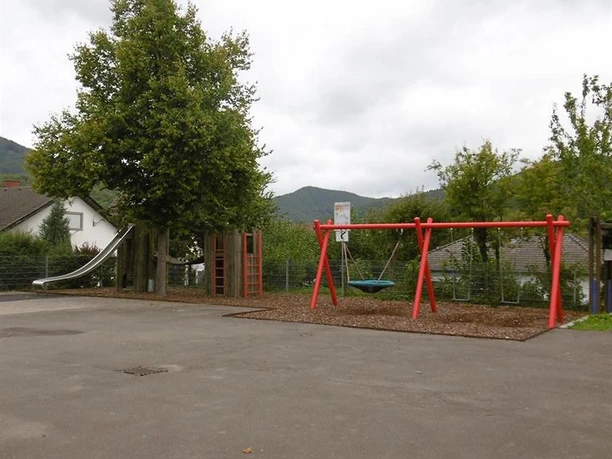 Spielplatz Annweiler-Queichhambach 1