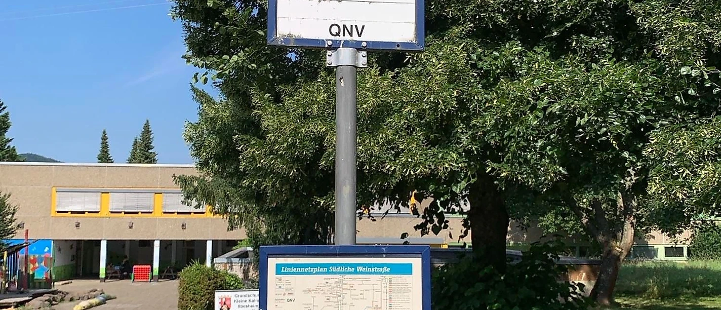Bushaltestelle Ilbesheim Schule