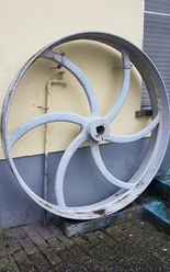 Ausgedientes Mühlrad Brückenmühle Wittlich
