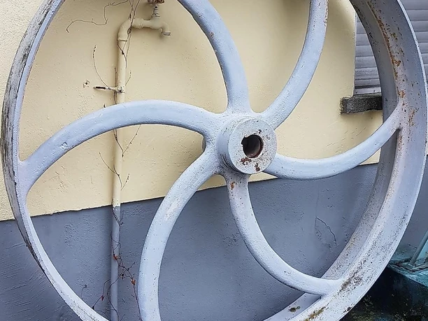 Ausgedientes Mühlrad Brückenmühle Wittlich