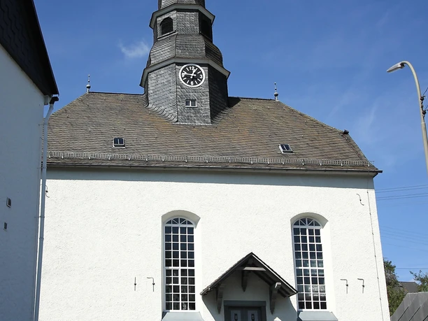 Kirche Offdilln - evangelische Kirche (14)