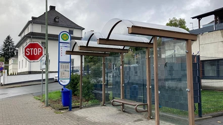 Bushaltestelle Bismarckstraße 1
