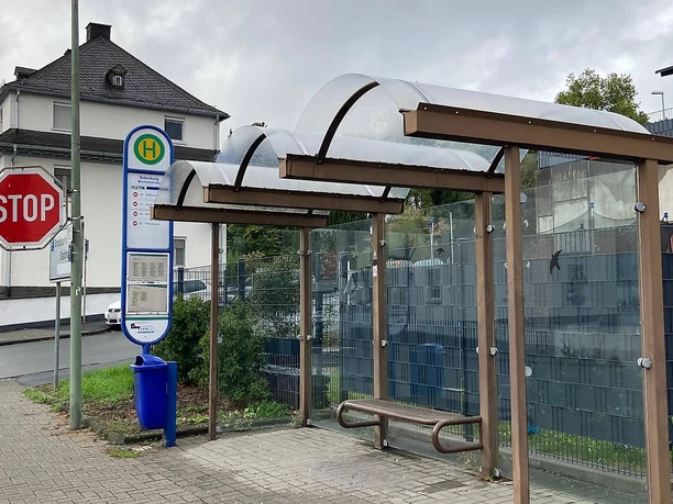 Bushaltestelle Bismarckstraße 1
