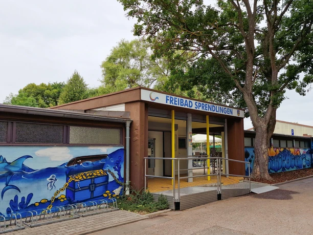 Freibad Sprendlingen, barrierefreier Zugang