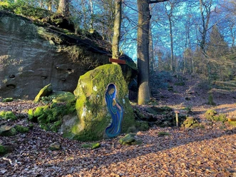 Madonna im Stein