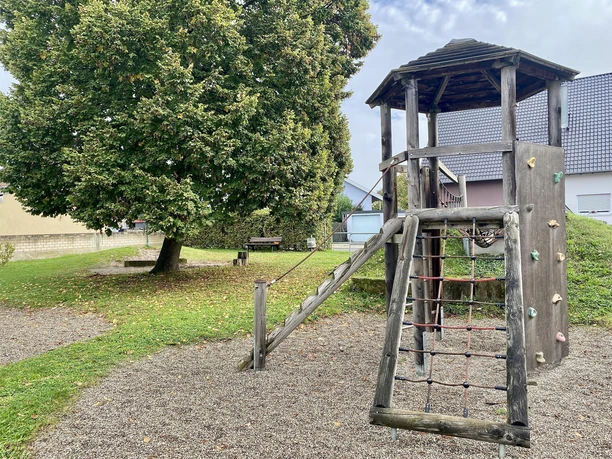 Spielplatz Finkenweg Offenbach (4)