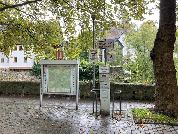 Parkplatz an der Dill Dillenburg