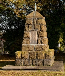 Kriegerdenkmal Roßbach 2