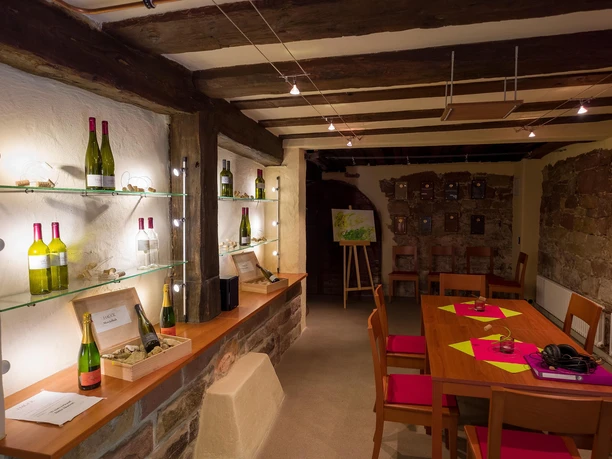 Weinprobe im Gewölbekeller