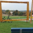 Rahmen Wasserturm mit Fahrrad
