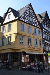 Emil'y Weincafé