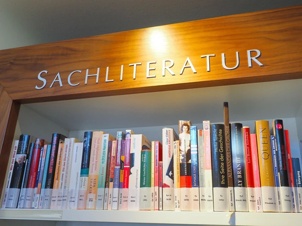 Sachliteratur Mediathek
