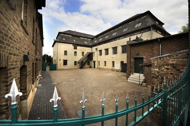 Tuchfabrik Müller - Blick in den Fabrikhof