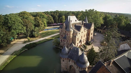 Burg Satzvey von oben