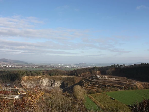 Ausblick vom Ettringer Bellerberg - Tagebau