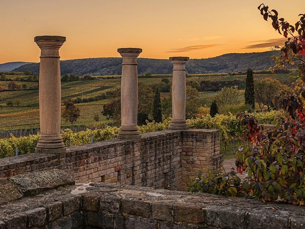 Römervilla Weilberg im Herbst