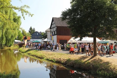 Amönauer Rapunzelmarkt am Bach