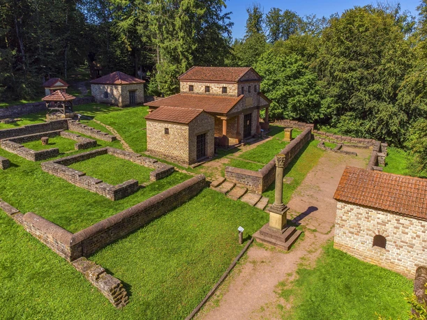 Tempelanlage Tawern (2)