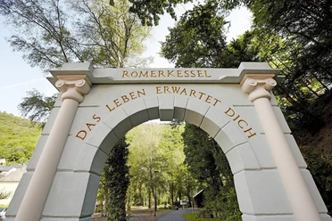 Landschaftstherap. Park Römerkessel - Eingang