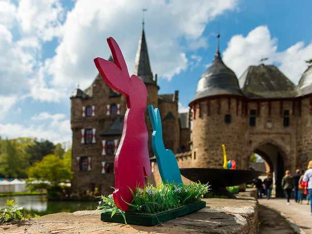 Ostemarkt Burg Satzvey