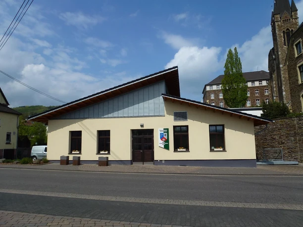 Dorfgemeinschaftshasu Hausen