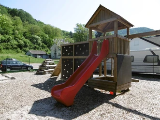 Spielplatz Annweiler-Sarnstall 1