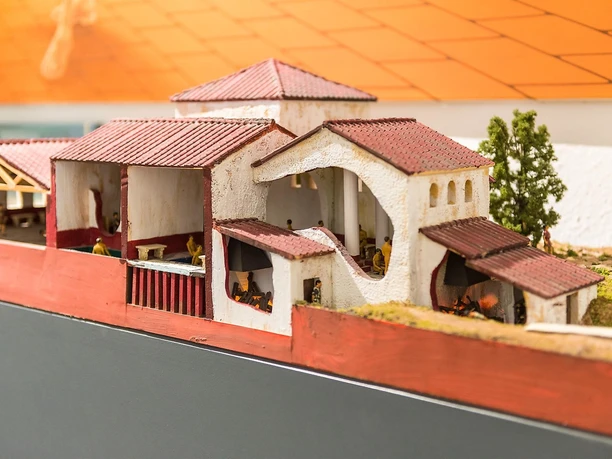 Nachbildung römische Unterkunft Bad Ems