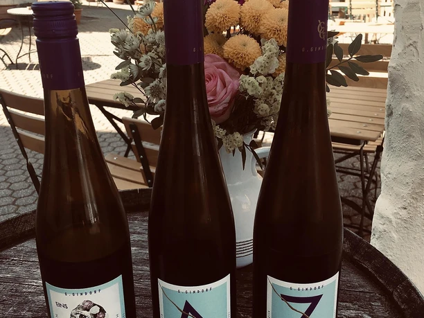 Wein & Hof 1