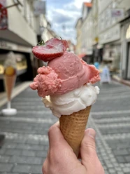 Eis vom Café Klingelhöfer