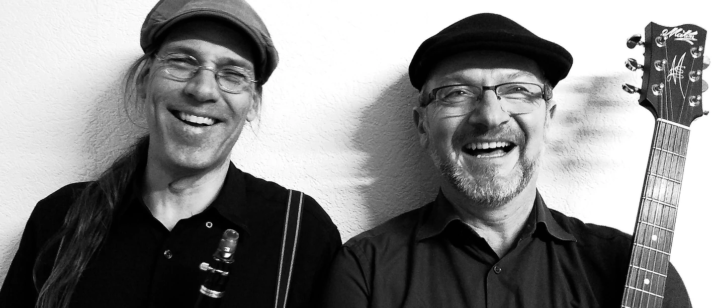 Klezfluentes - nur a Klezmer kimt