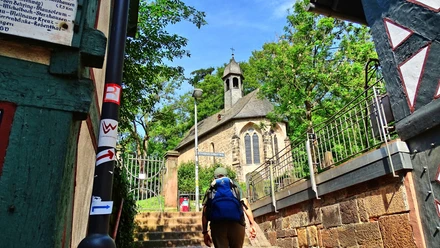 Start in Marburg, hinauf zum "Michelchen"