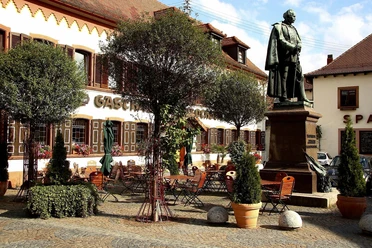 Hartmanndenkmal