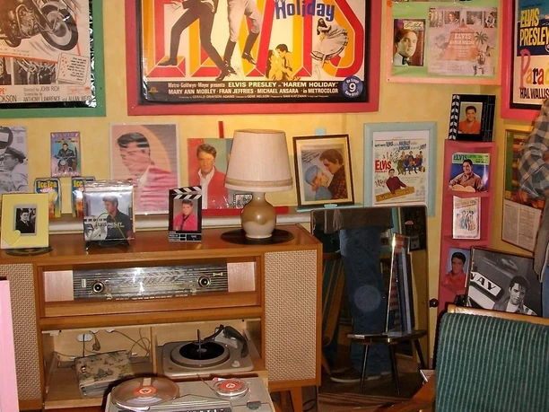 Elvis Museum